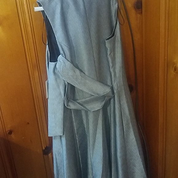 Silver dress - Picture 4 of 4